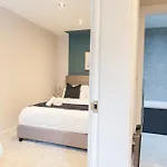 Stylish Centre - Walk To Station - Long Welcome Leeds (West Yorkshire)