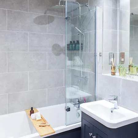 1 Bedroom Flat - Long Term Rates-contractors-professionals-relocation 公寓 利兹