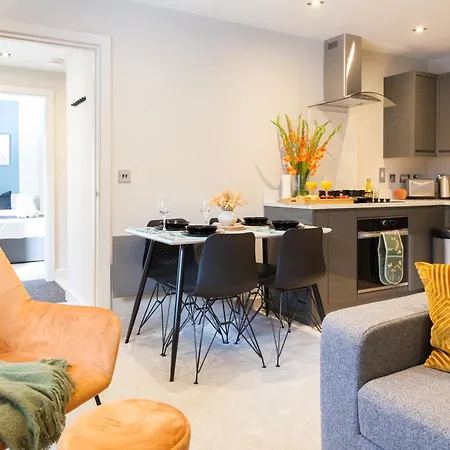 1 Bedroom Flat - Long Term Rates-contractors-professionals-relocation Apartment Leeds (West Yorkshire)