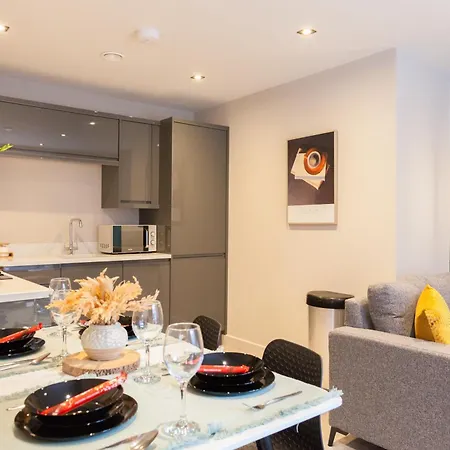 1 Bedroom Flat - Long Term Rates-contractors-professionals-relocation 公寓 *